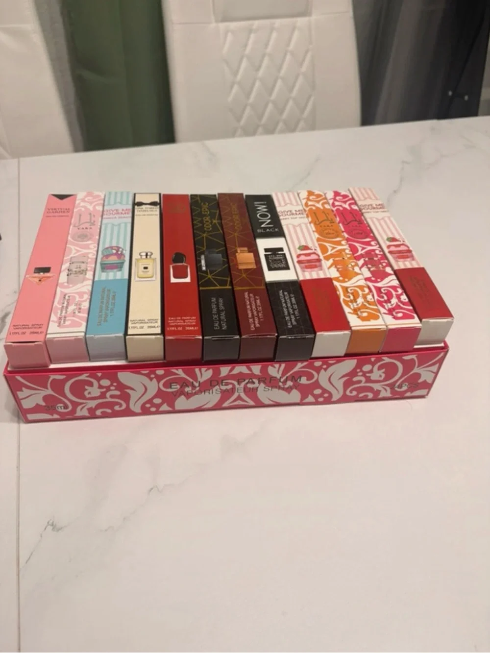 Assorted Pink Decorative Storage Box with Multi-Color Lipstick Organizers